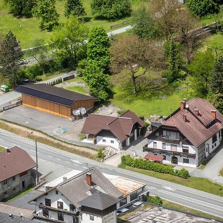 Alpenblick Fewo Hauser Reisach エクステリア 写真